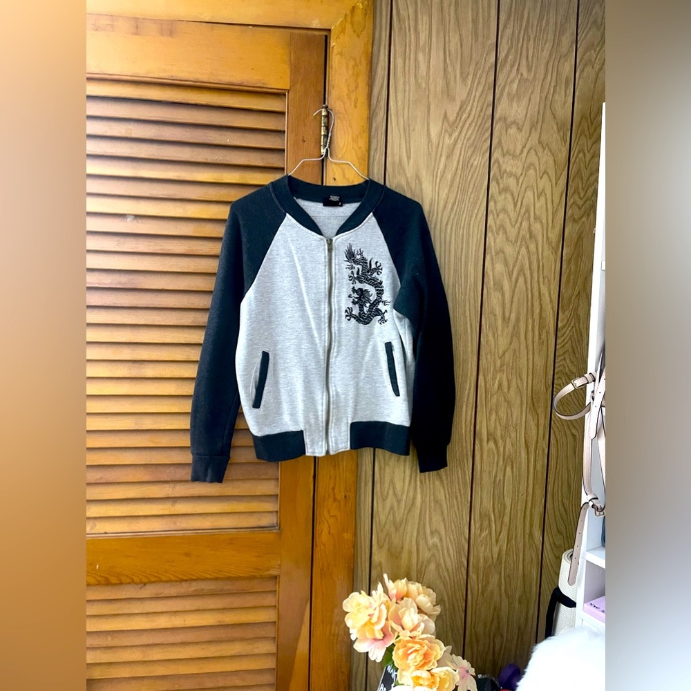 Dragon detail zip up